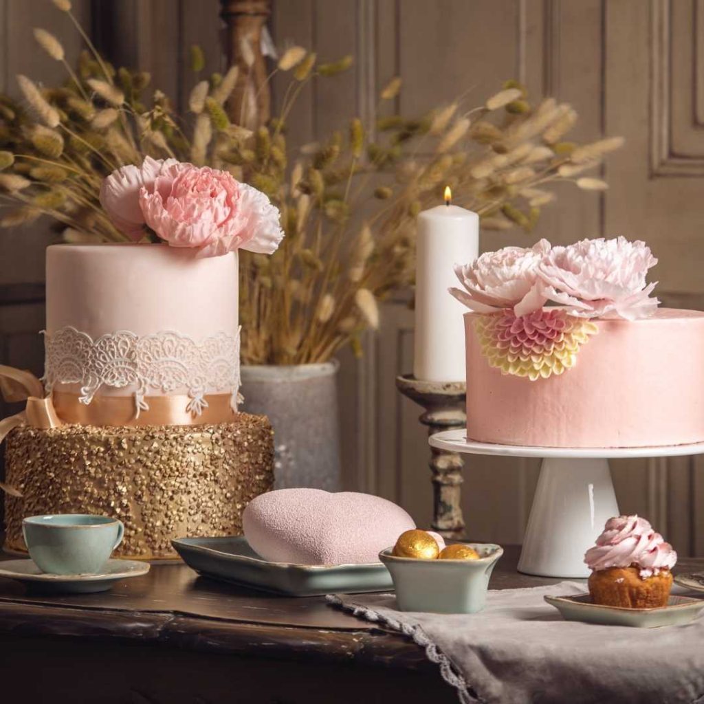 separate wedding cakes