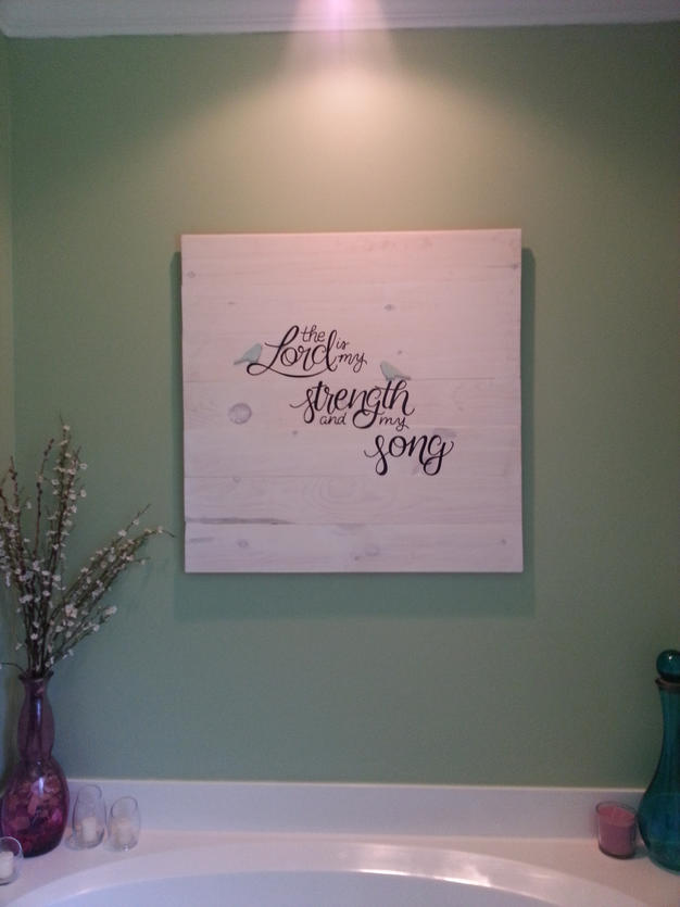 Read more about the article Easy DIY Ship lap wall art with a Bible verse.