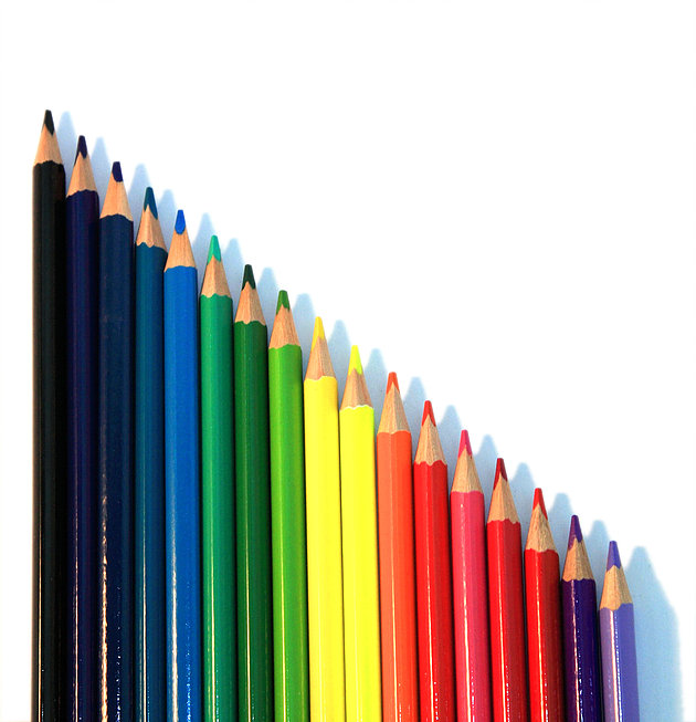colored pencils lined up neatly and staggered diagonally