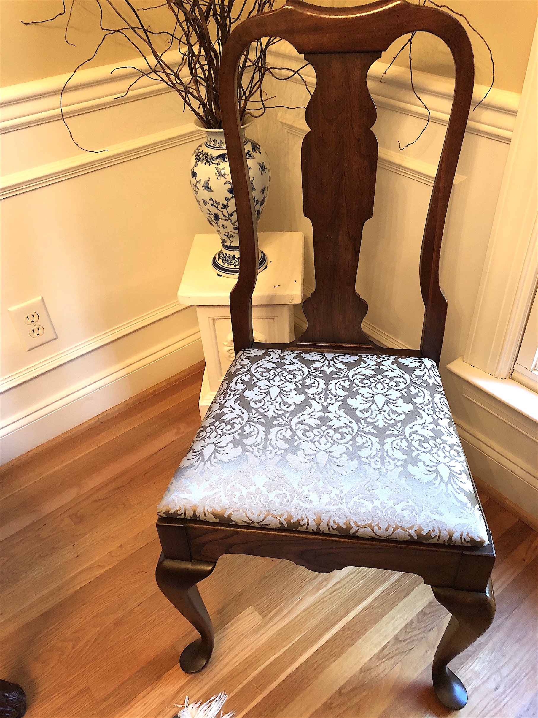 recovering dining room chairs