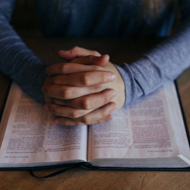 pray in the Bible